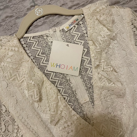 Hello Molly white lace romper playsuit - Picture 4 of 5